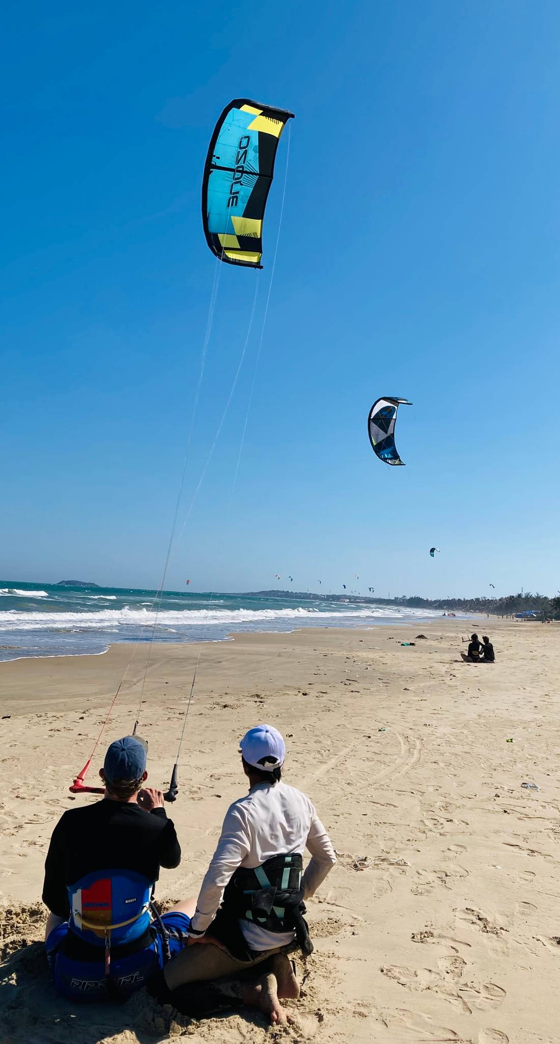 UW Kite Surf in Mui Ne