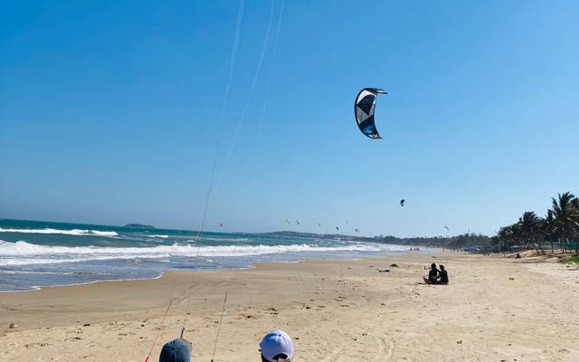 UW Kite Surf in Mui Ne